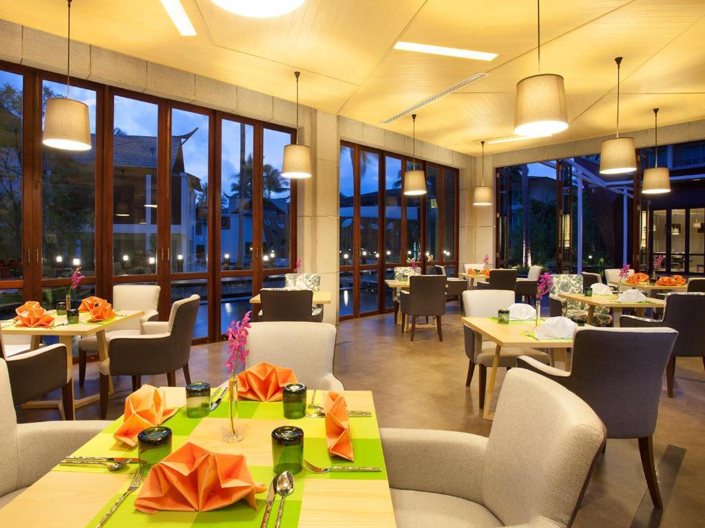 Graceland Khaolak Beach Resort- SHA Extra Plus Khao Lak Exterior foto